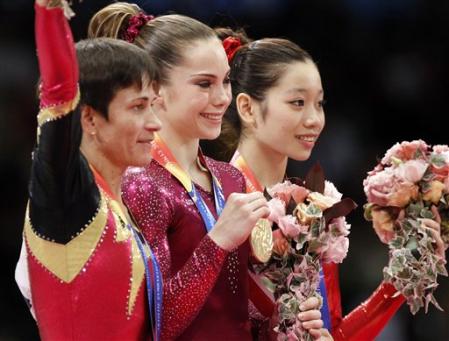 Podio_salto_GAF_Mundial2011_AP_Photo_Koji_Sasahara